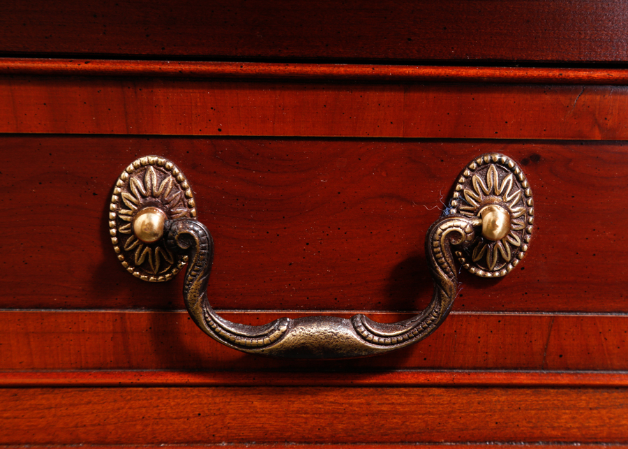 Hepplewhite Style Secretary Desk with Hutch