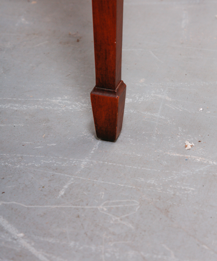 Hepplewhite Style Secretary Desk with Hutch