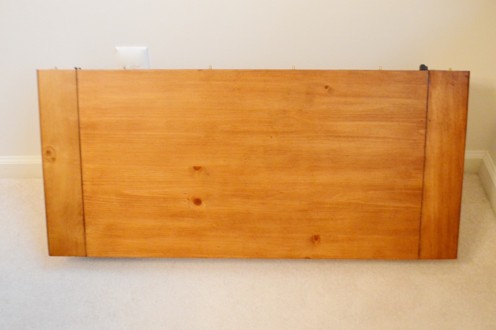 Leefu Dining Table and Chairs