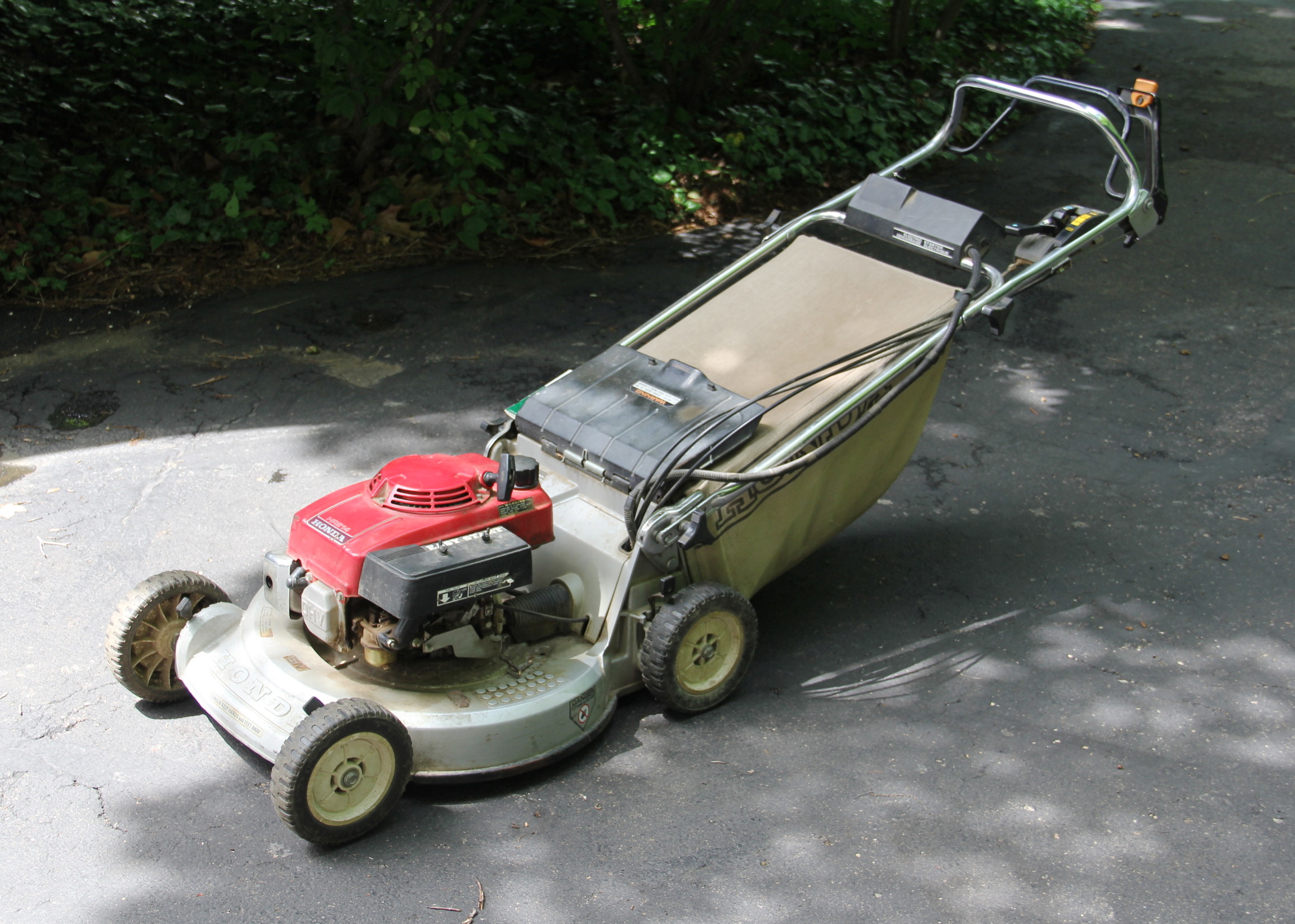 Honda Mower HR214