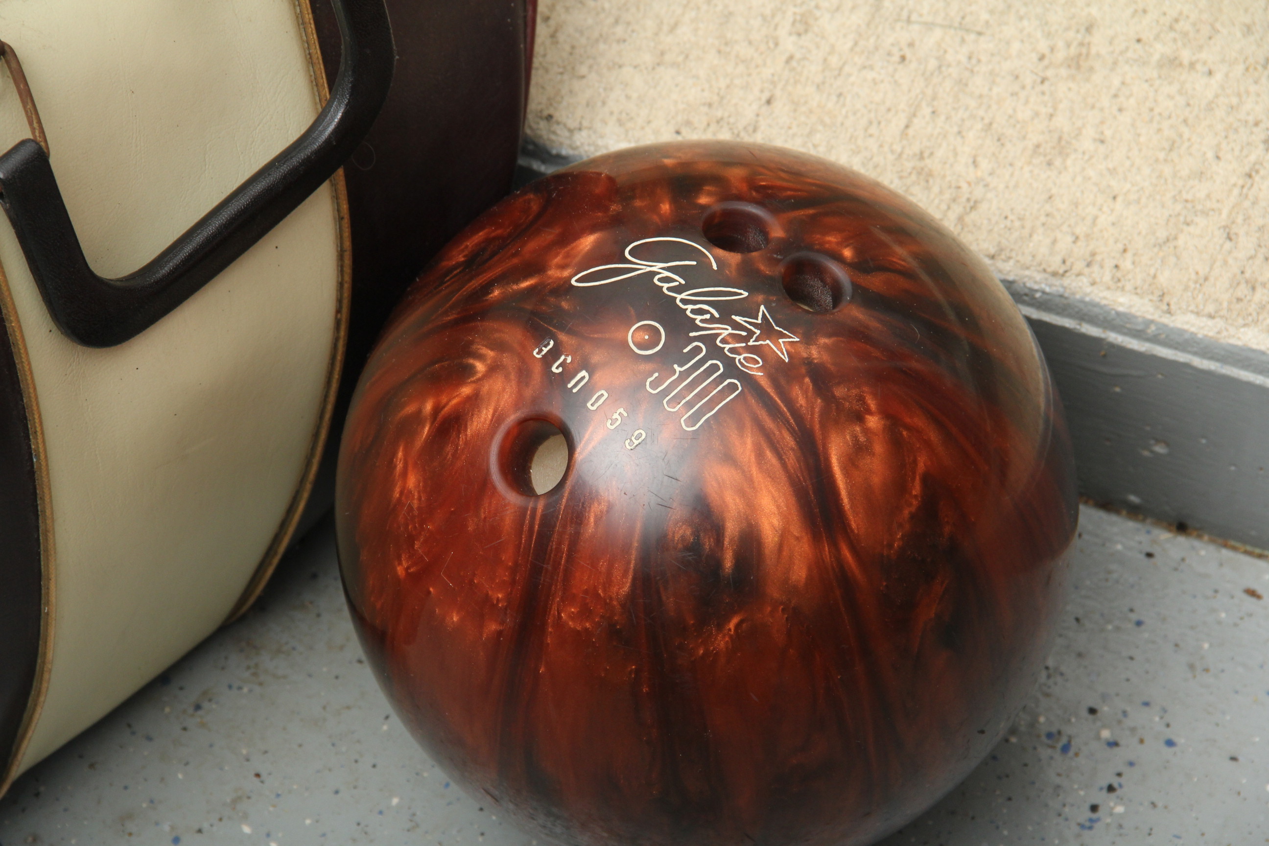 Women's Custom Bowling Ball and Shoes