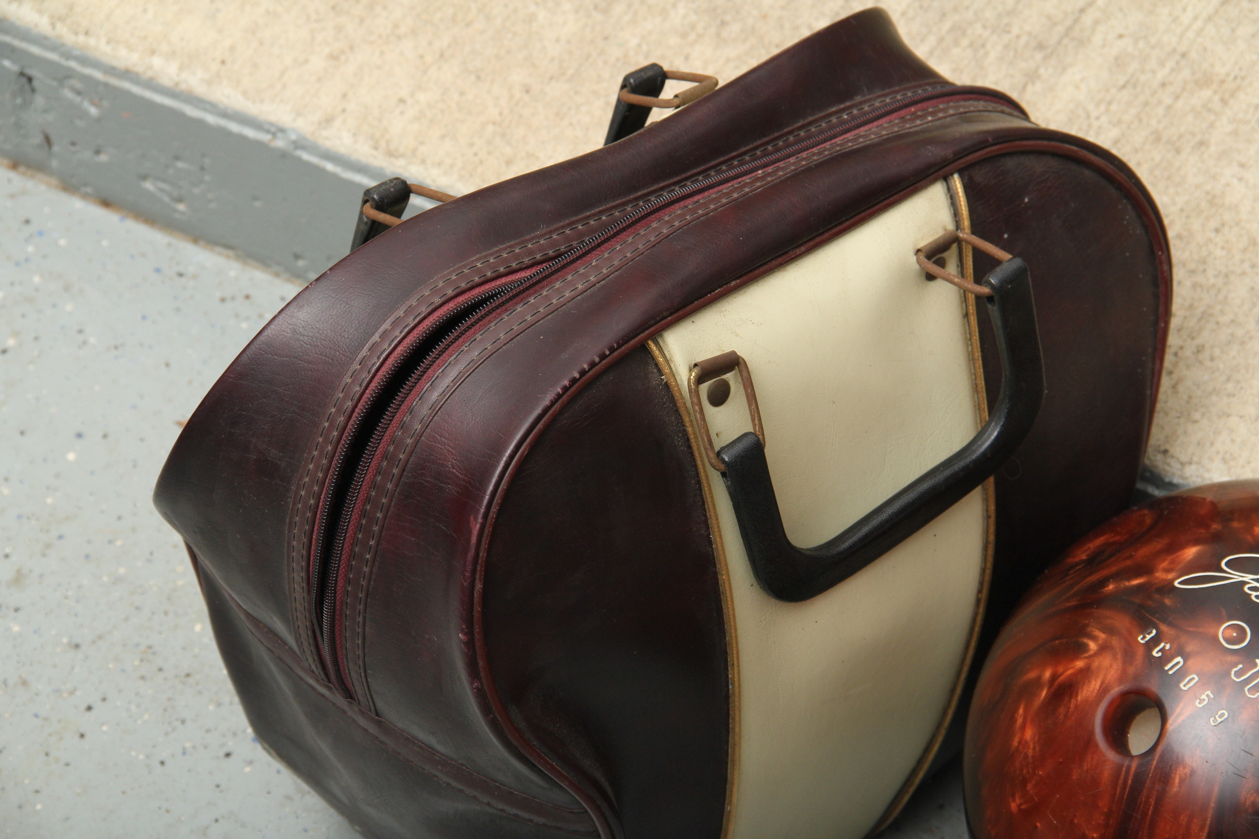 Women's Custom Bowling Ball and Shoes