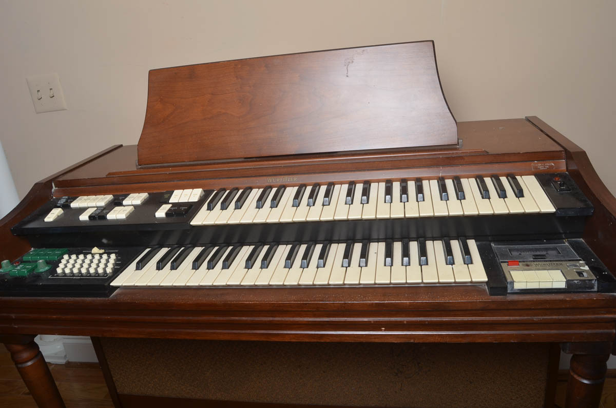 Wurlitzer Rally Funmaker Electric Organ