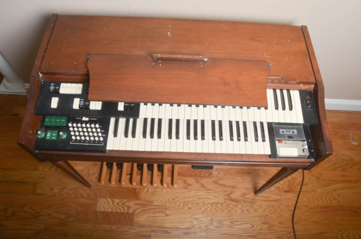 Wurlitzer Rally Funmaker Electric Organ