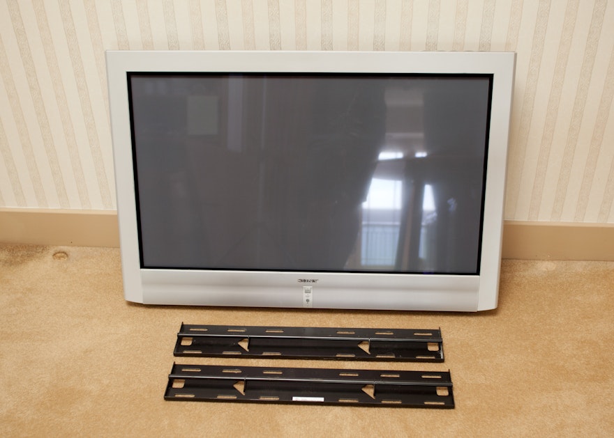 Sony 42" KE-42TS2 WEGA HDTV Integrated Flat Panel Plasma Display