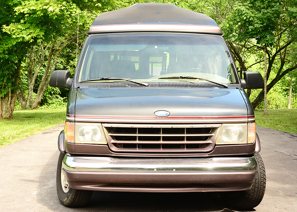 1996 Ford Econoline 150 Viking Van with Wheelchair Lift
