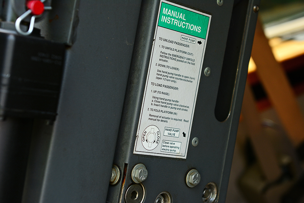 1996 Ford Econoline 150 Viking Van with Wheelchair Lift