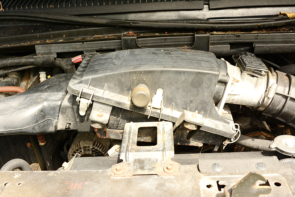 1996 Ford Econoline 150 Viking Van with Wheelchair Lift