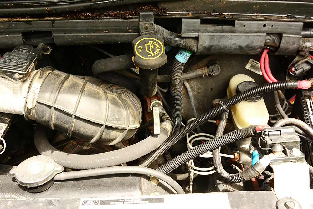 1996 Ford Econoline 150 Viking Van with Wheelchair Lift