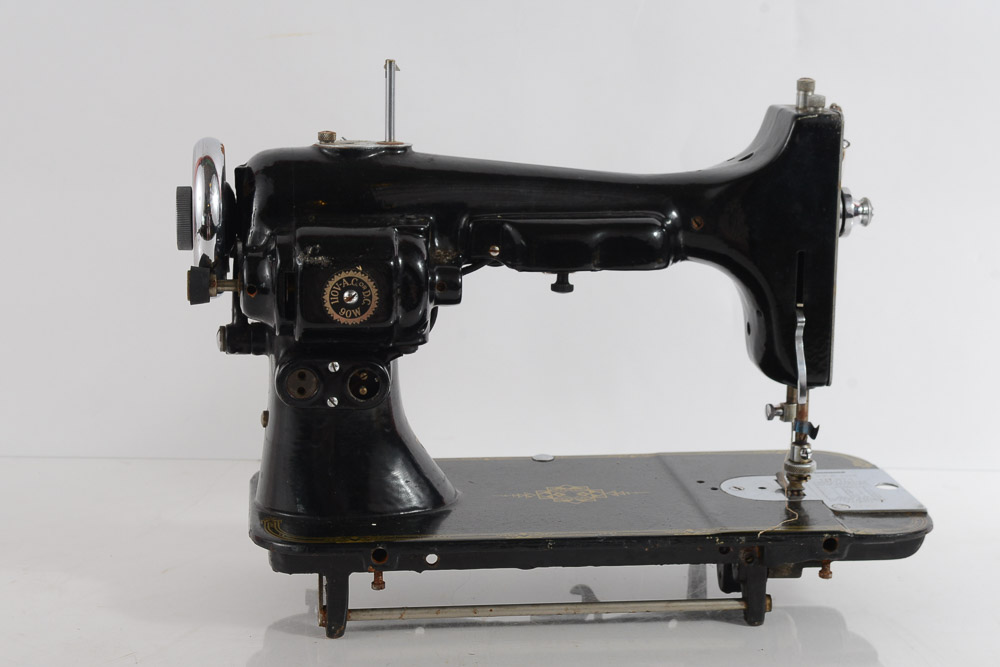 Vintage Improved Eldredge Rotary Sewing Machine