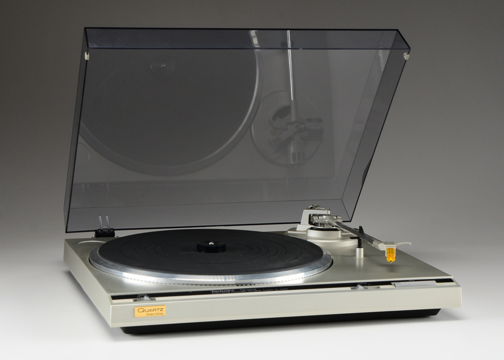 Technics SL-Q200 Turntable System