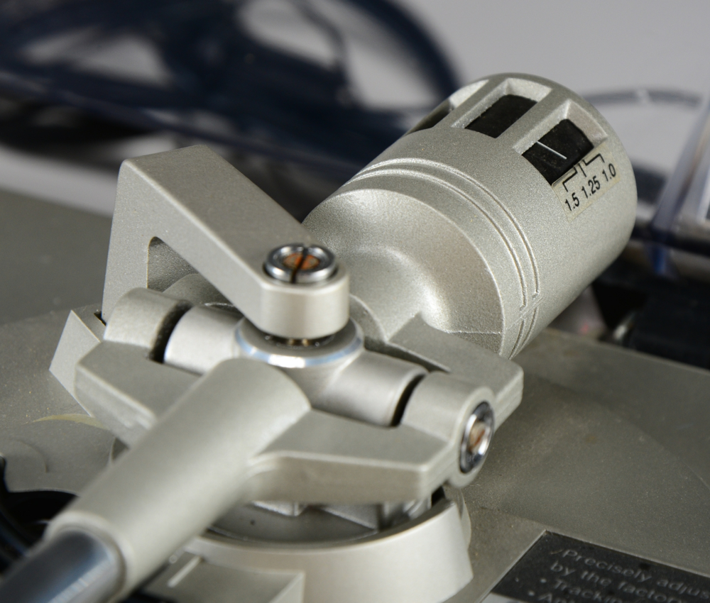 Technics SL-Q200 Turntable System