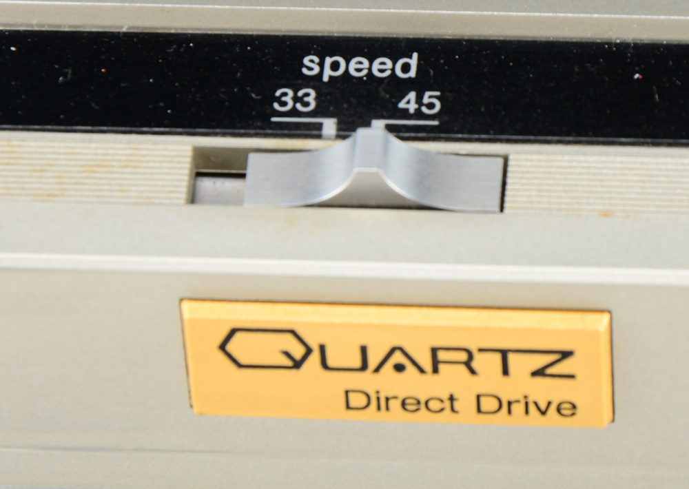 Technics SL-Q200 Turntable System