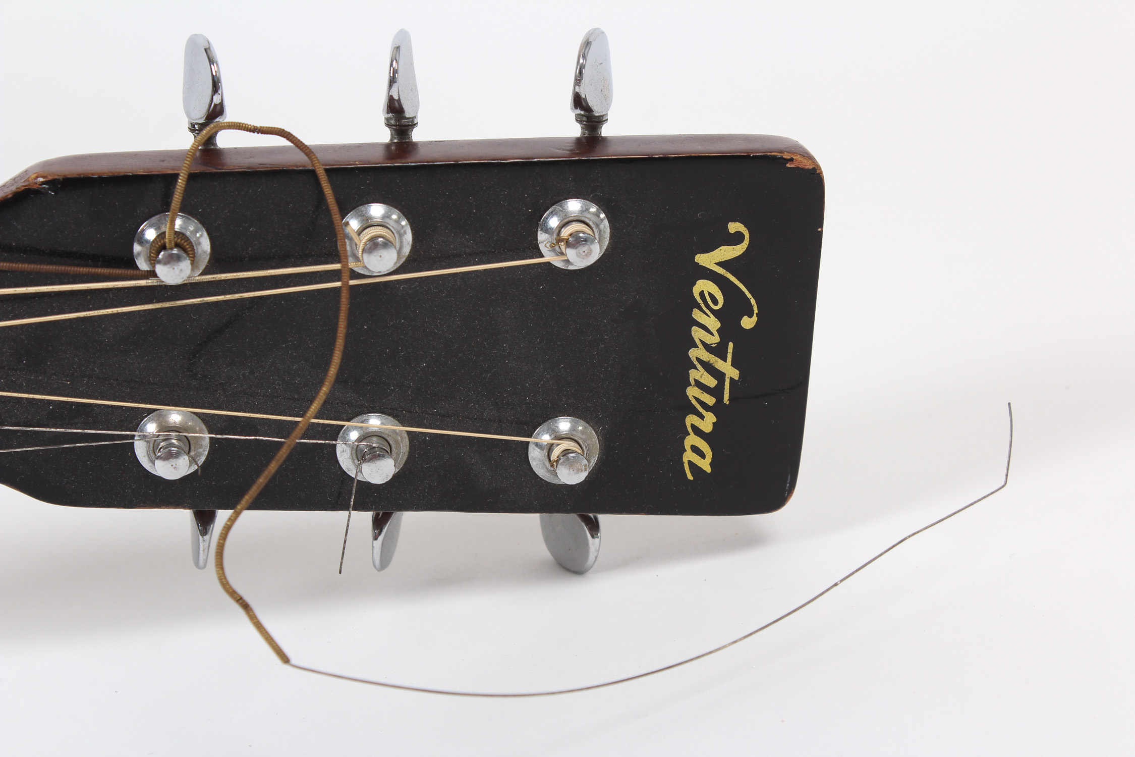 Ventura Acoustic Guitar