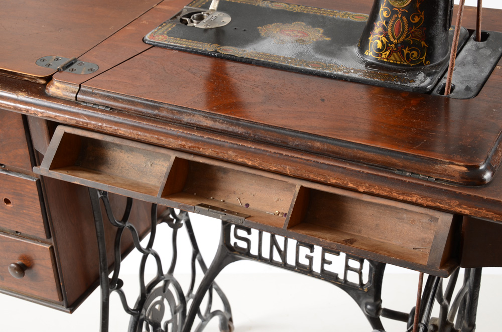 Antique Singer Pedal Sewing Machine