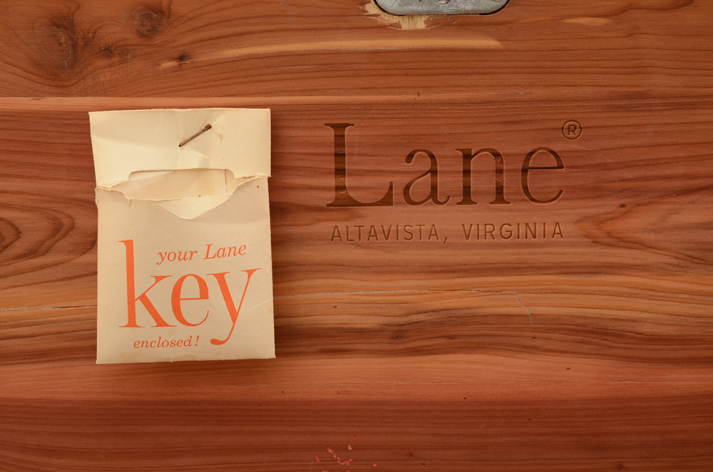 Lane Sweetheart Chest