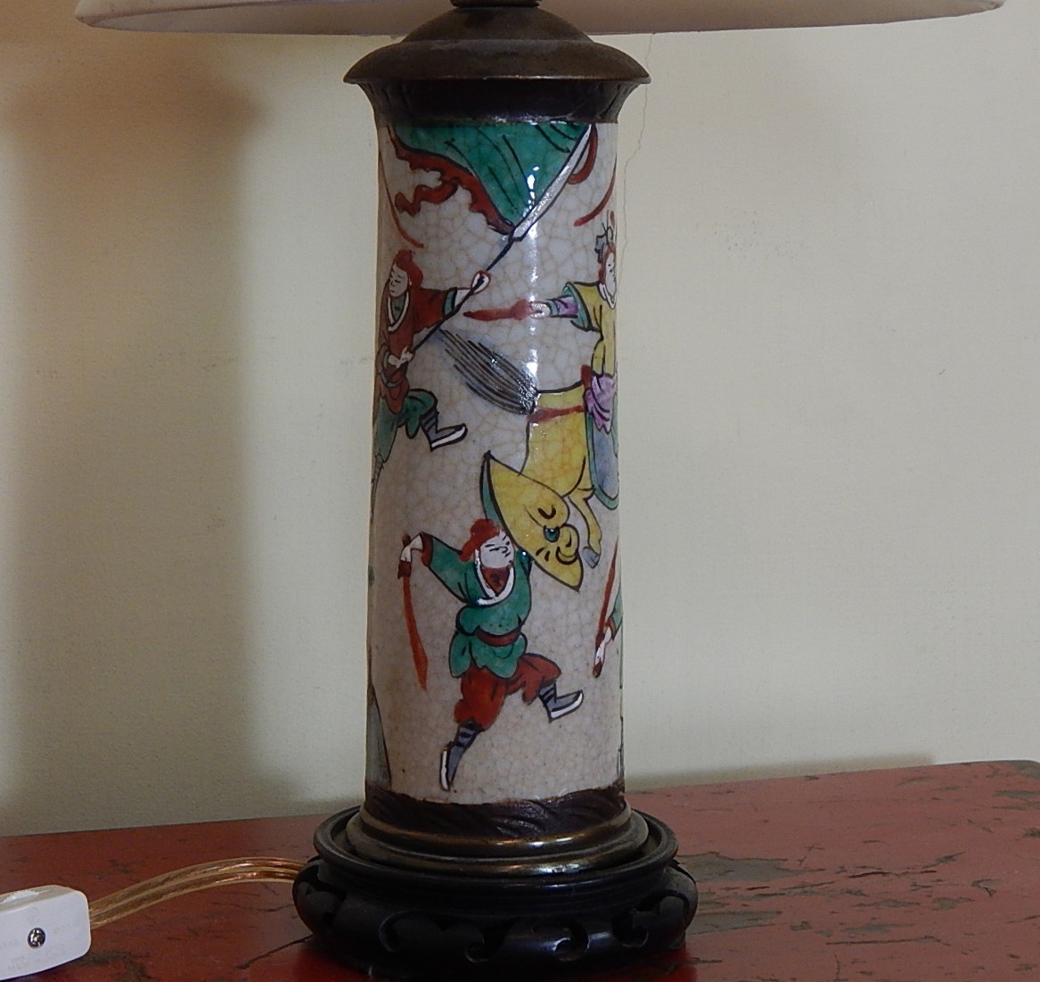 Vintage Oriental Accent Lamp