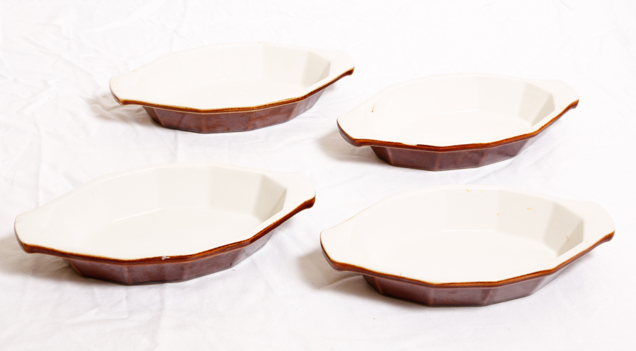 Vintage Hall Ceramic Bakeware