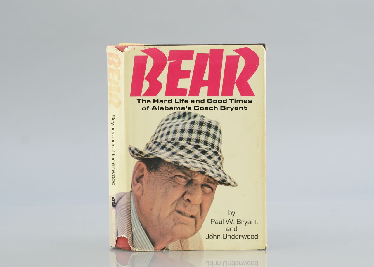 Signed Copy of "Bear" by Paul W. Bryant and John Underwood 1974