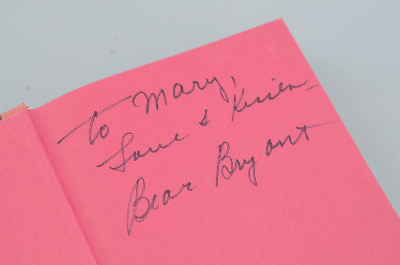 Signed Copy of "Bear" by Paul W. Bryant and John Underwood 1974