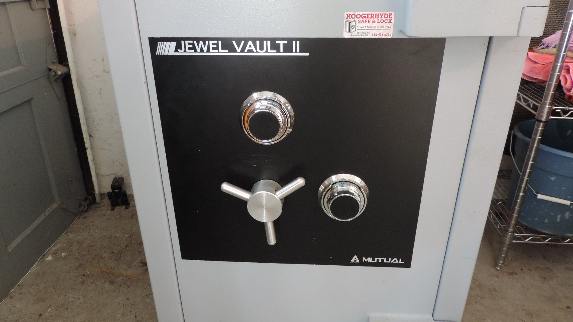 Mutual Jewel Vault II Commercial Jewelry Safe