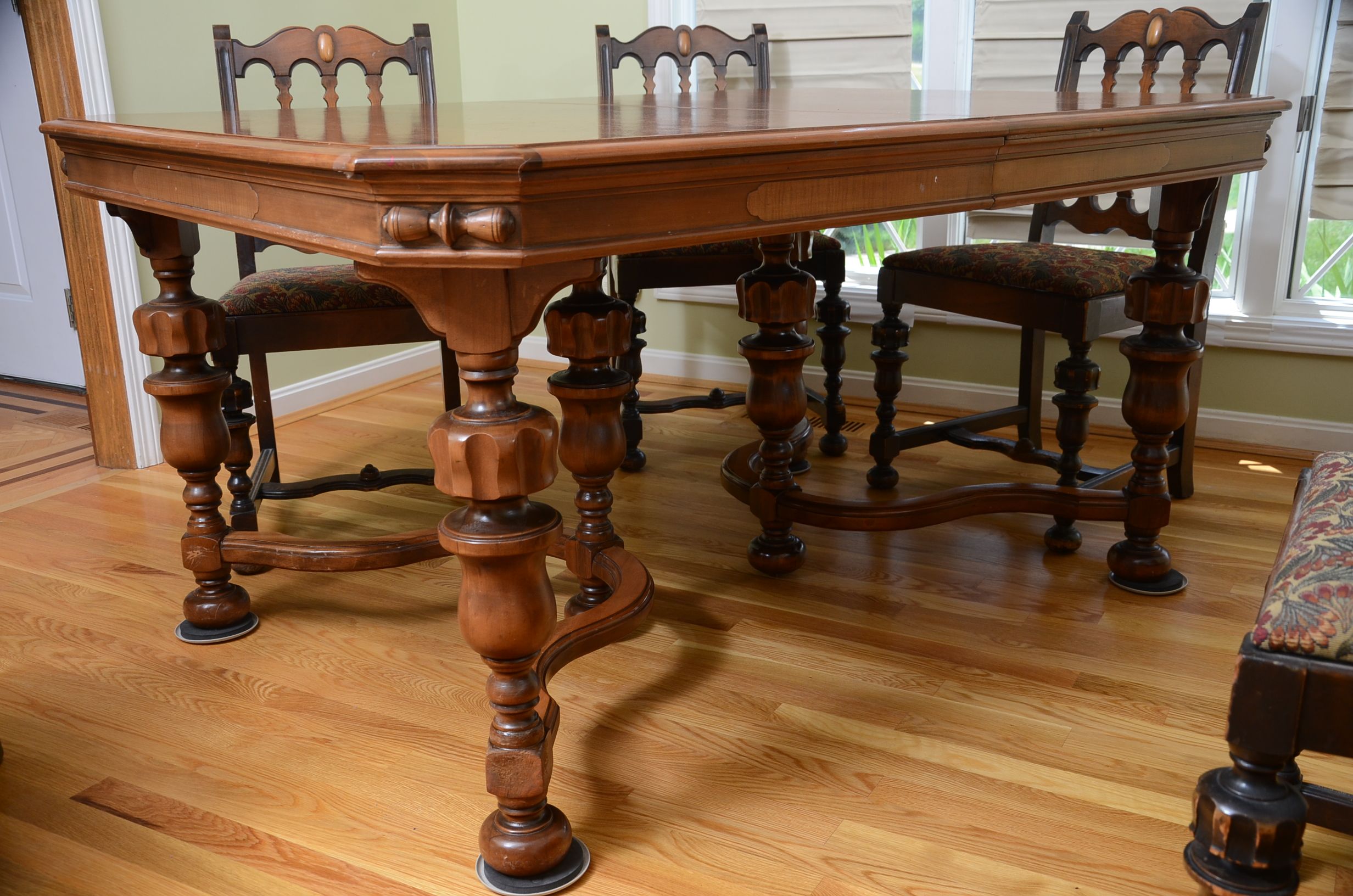 Jacobean Style Dining Room Table and Chairs