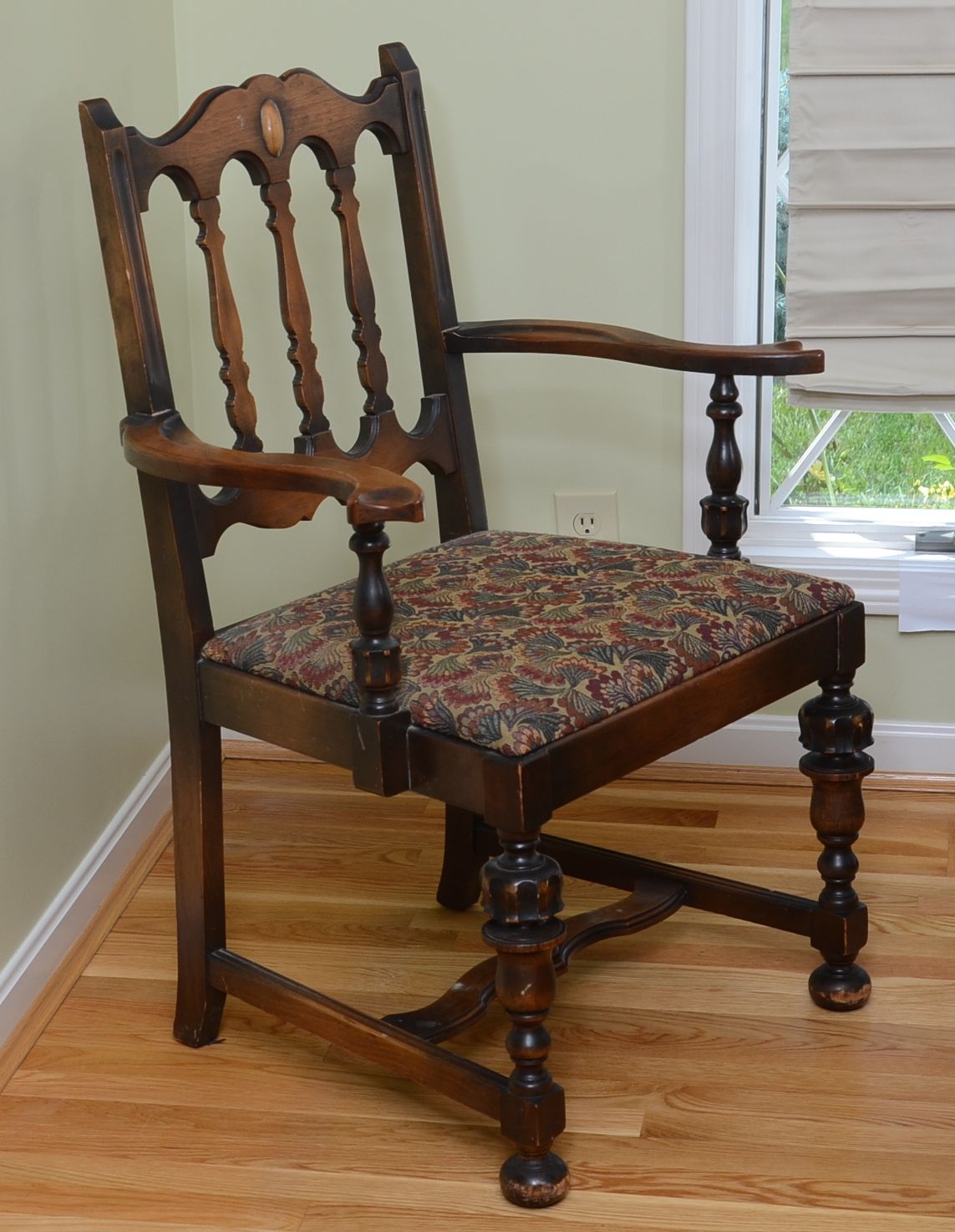 Jacobean Style Dining Room Table and Chairs