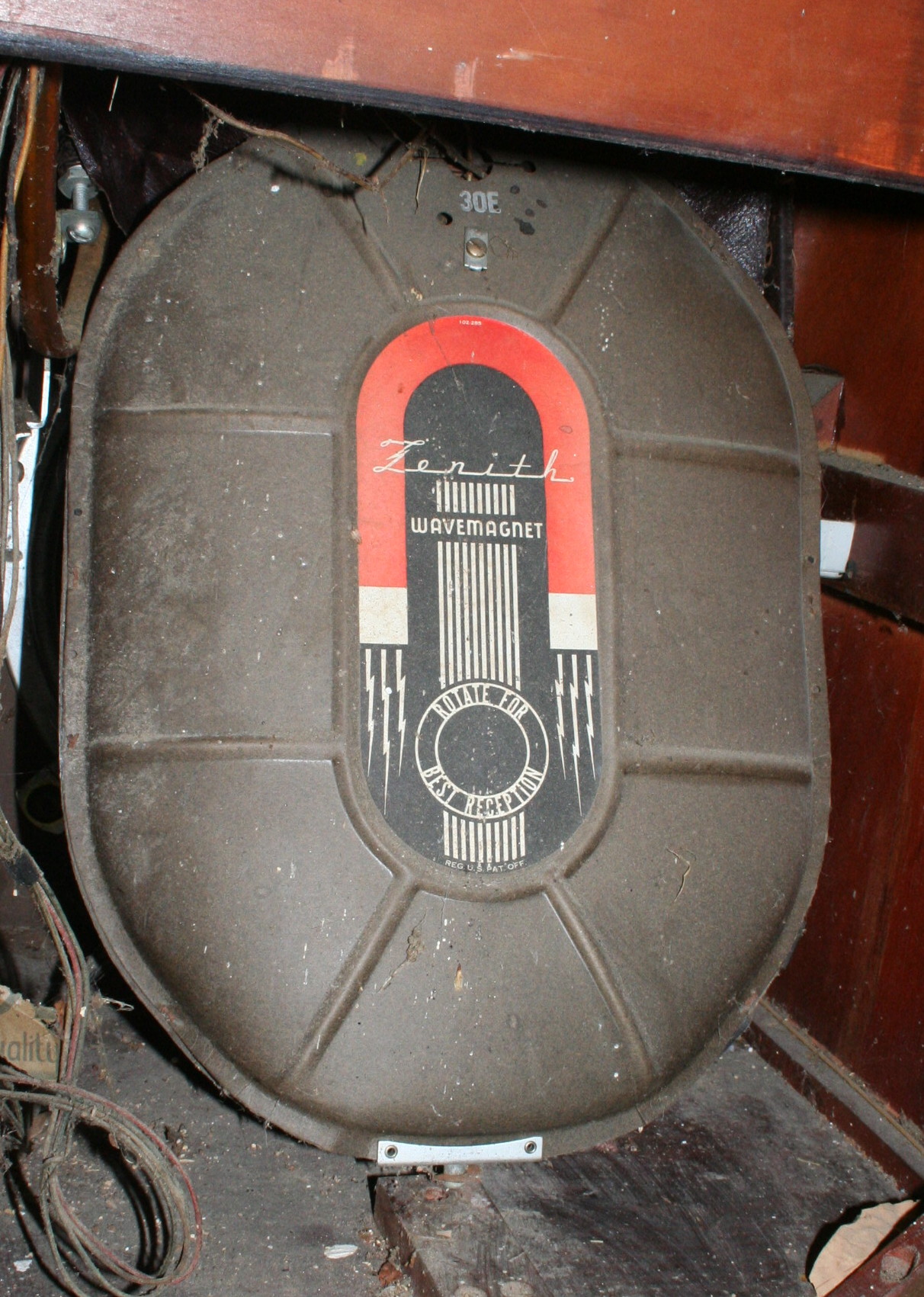 Vintage Zenith Console Radio and Phonograph