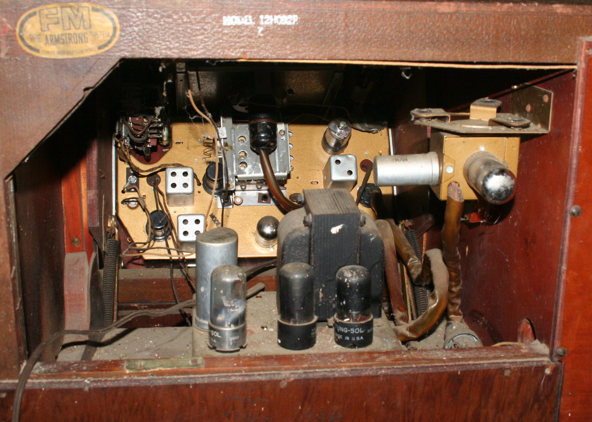 Vintage Zenith Console Radio and Phonograph