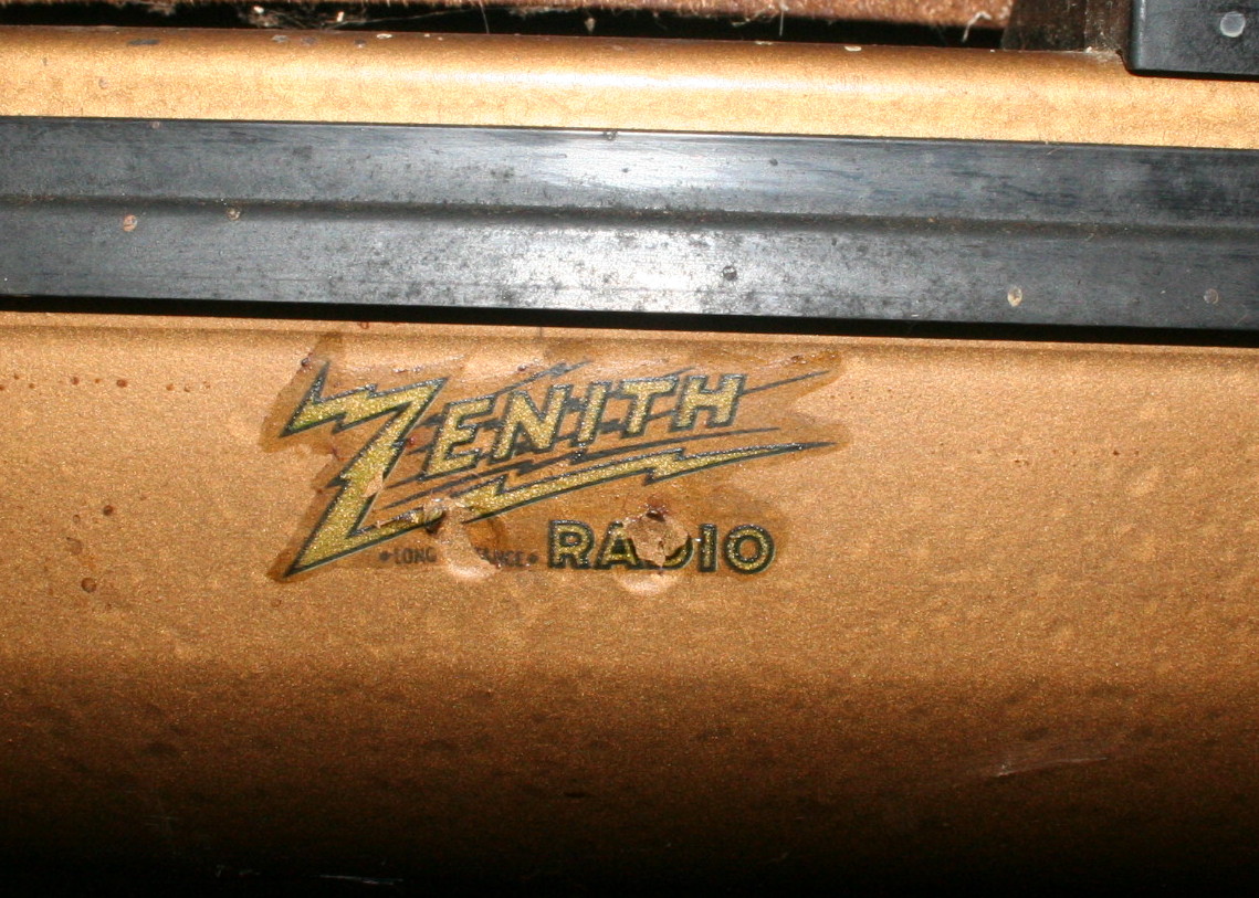 Vintage Zenith Console Radio and Phonograph