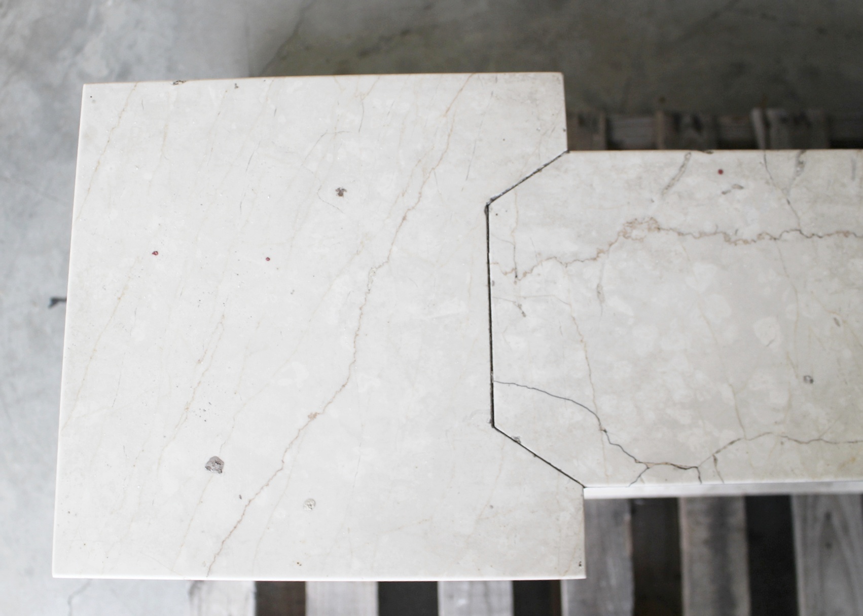 Carrara Marble Baluster Sanctuary Rail