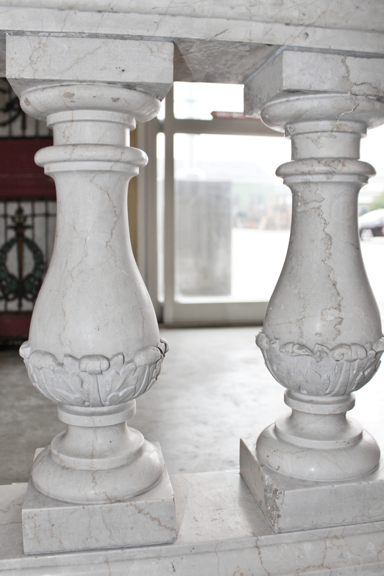 Carrara Marble Baluster Sanctuary Rail