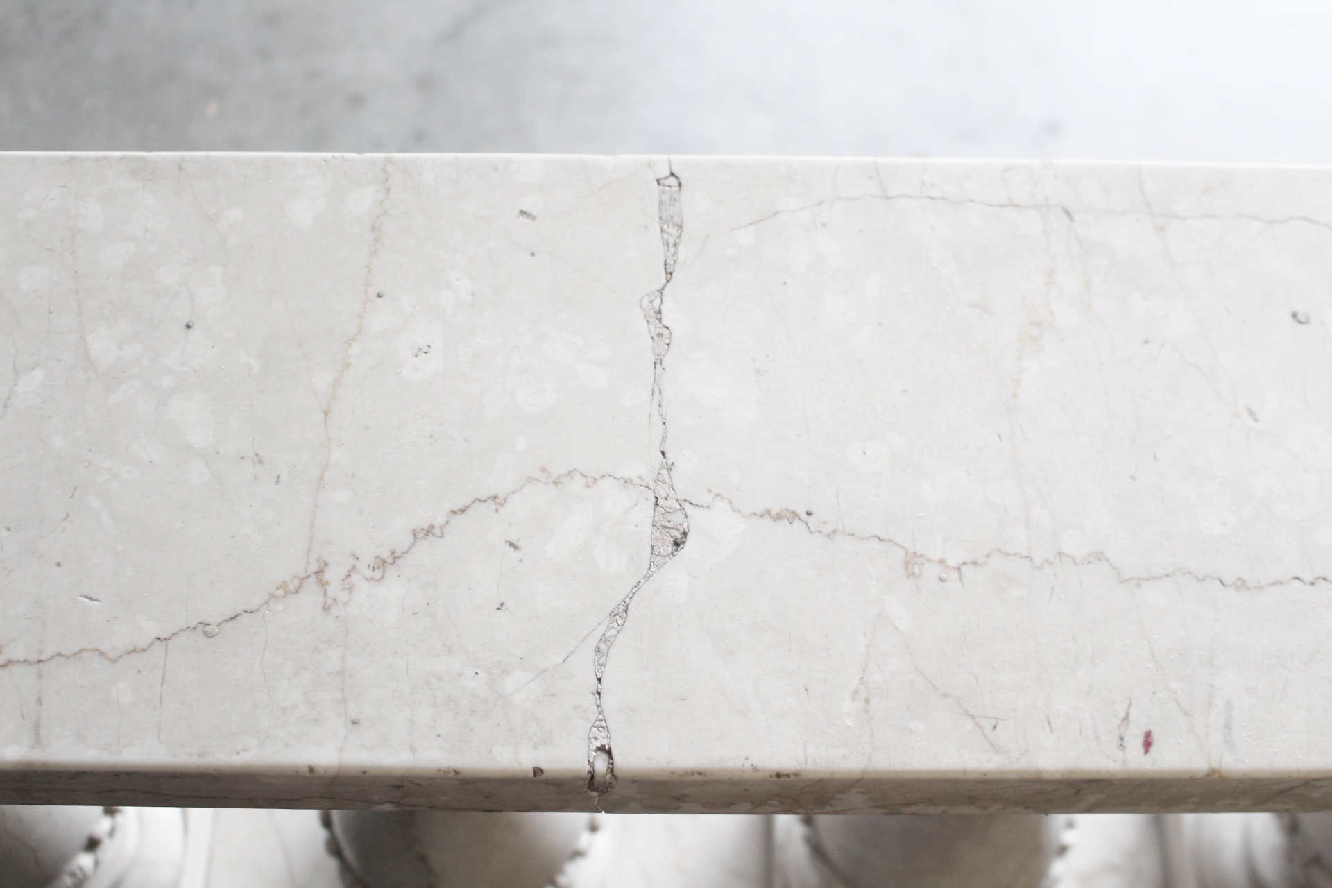 Carrara Marble Baluster Sanctuary Rail