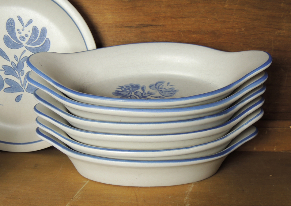 Large Pfaltzgraff Yorktowne Dishware Set