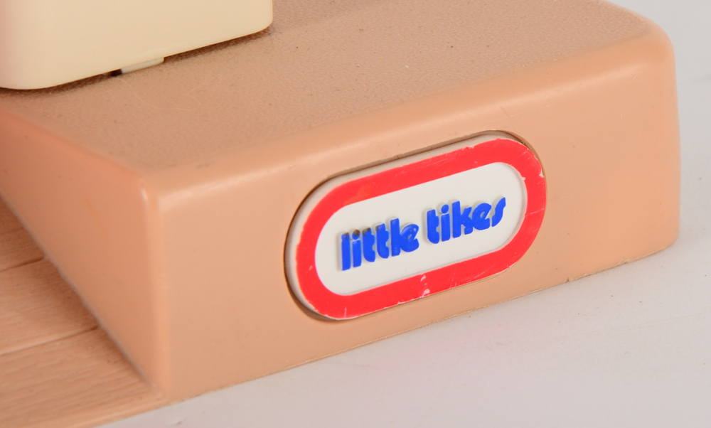 Vintage Little Tikes Barn with Horse