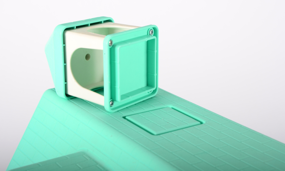 Vintage Little Tikes Barn with Horse