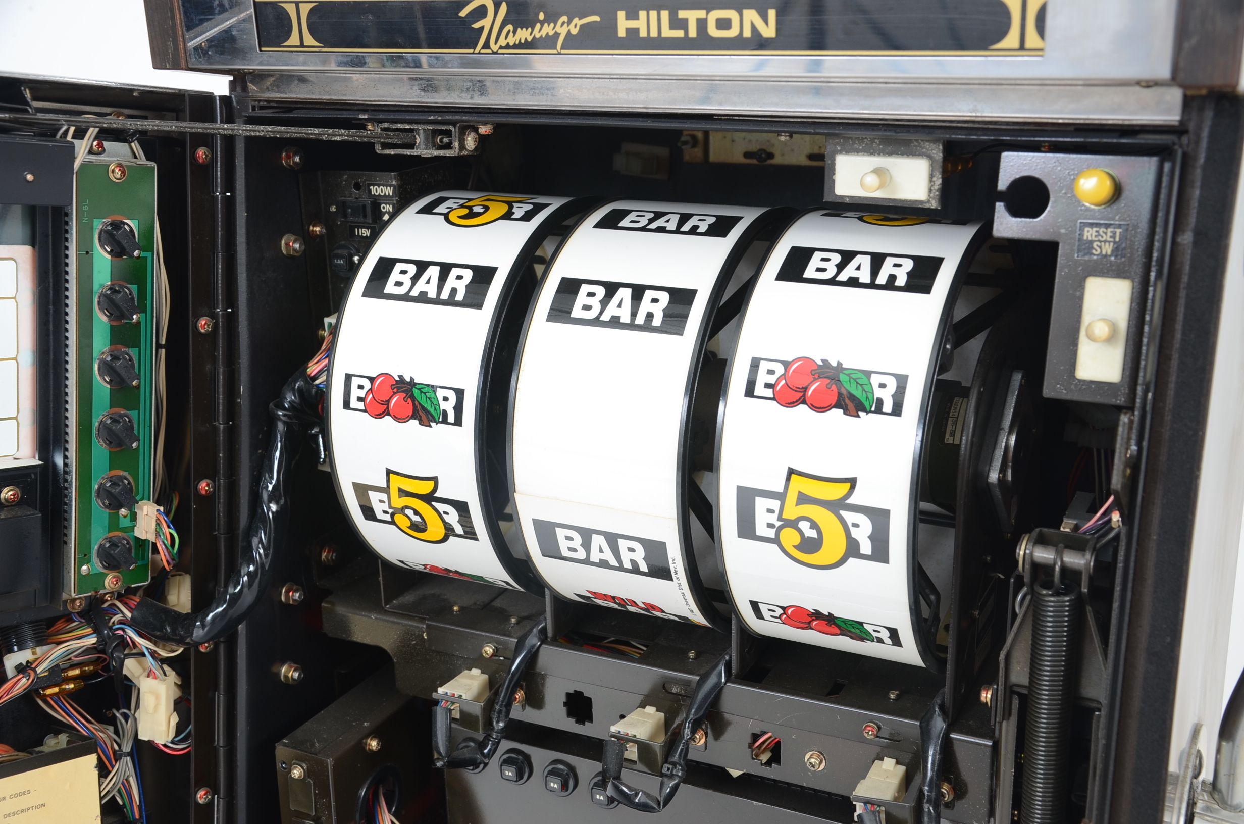 Flamingo Hilton Vintage Slot Machine