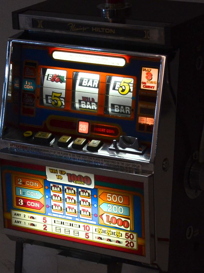 Flamingo Hilton Vintage Slot Machine