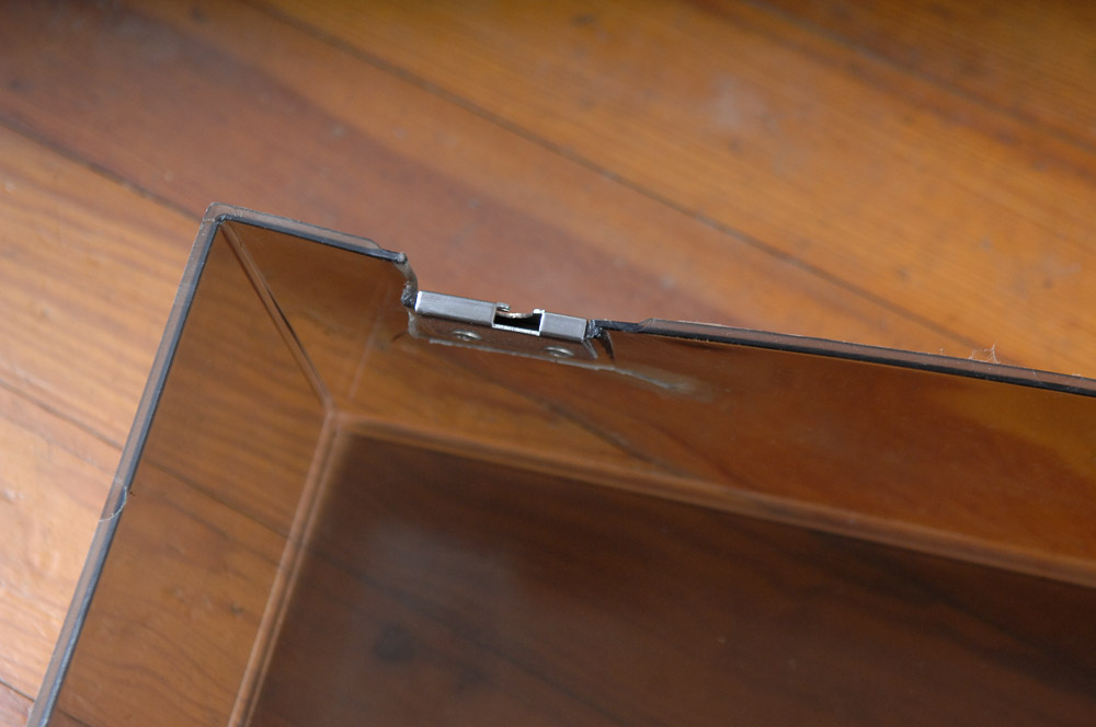 Soundesign Classic Stereo Console