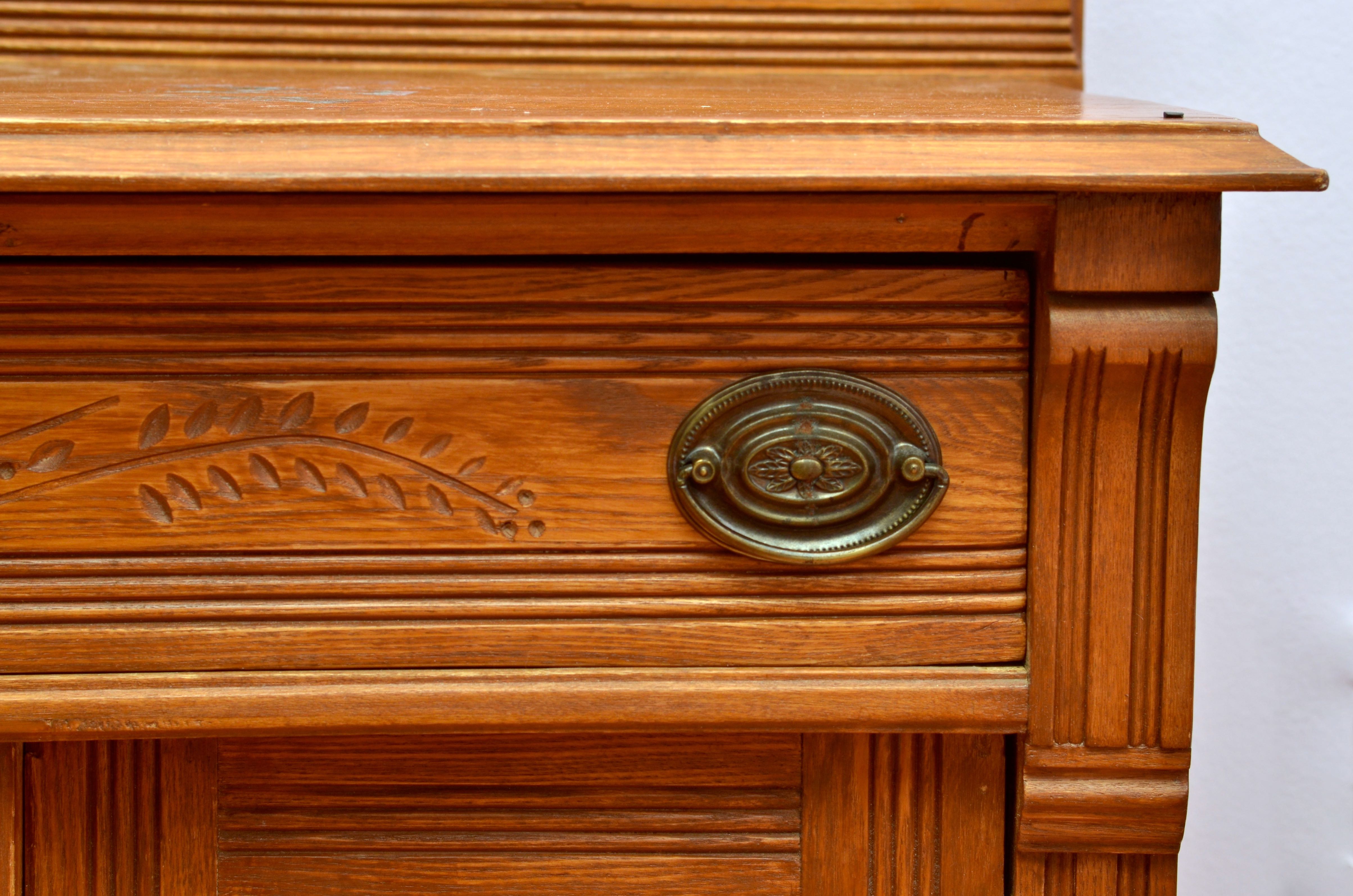 Victorian Eastlake Style Washstand