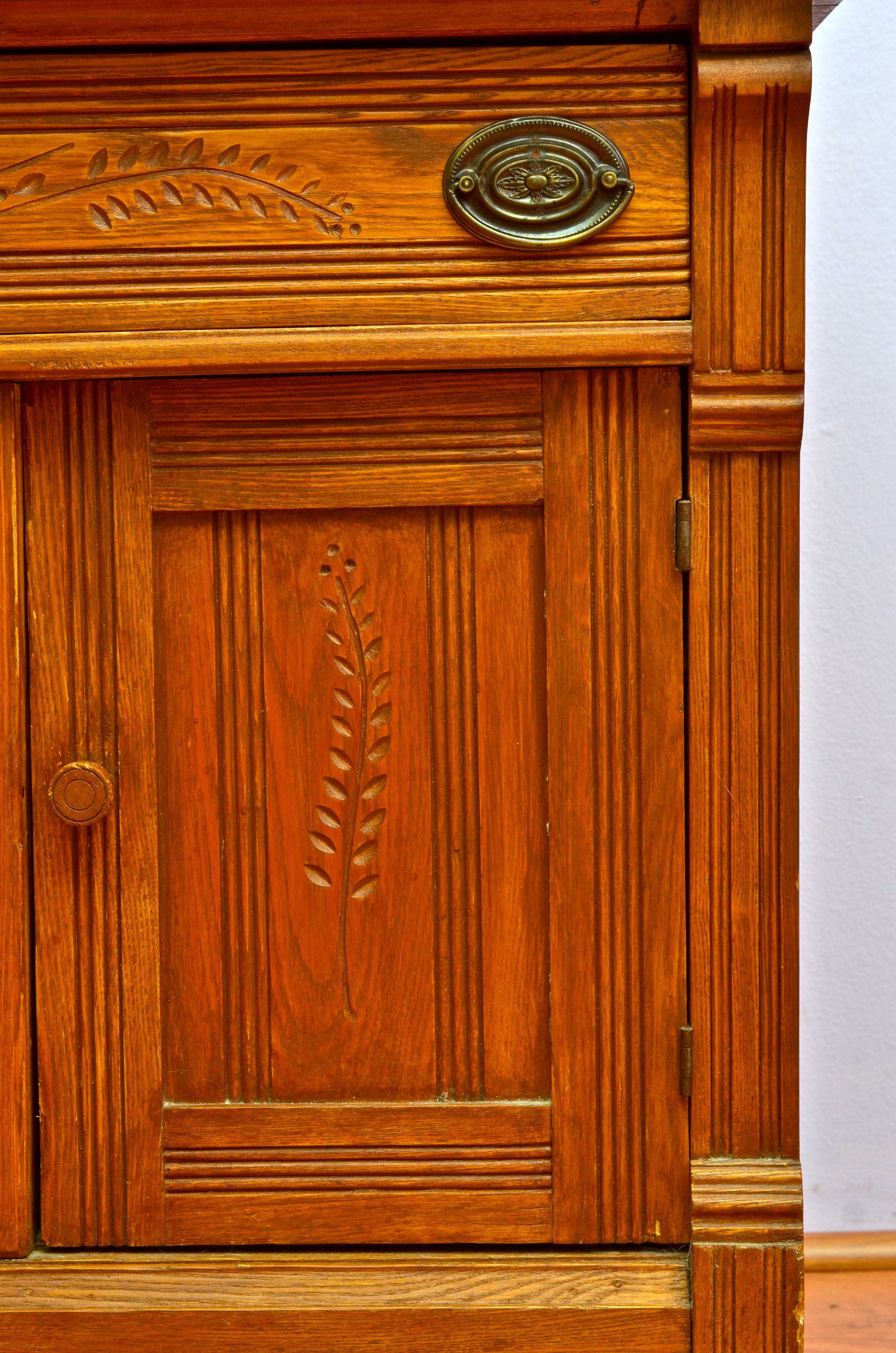 Victorian Eastlake Style Washstand