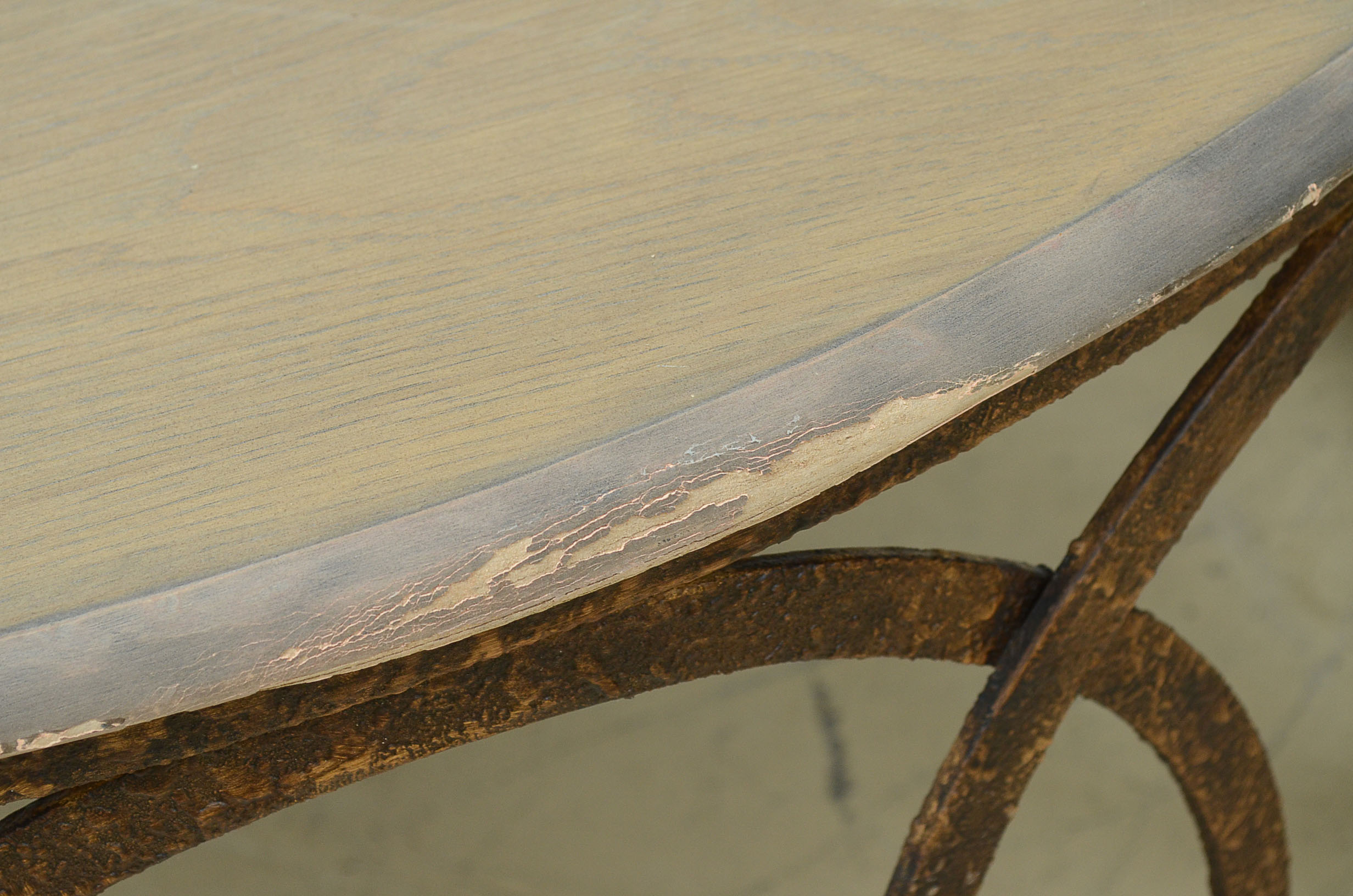 Contemporary Round Coffee Table