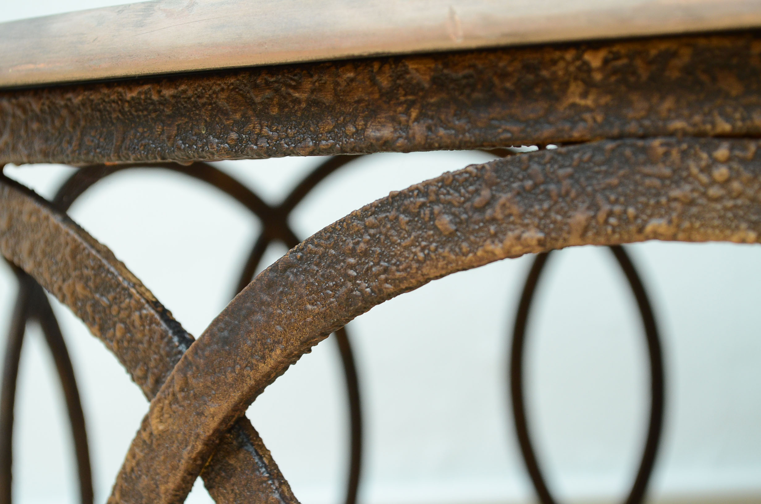 Contemporary Round Coffee Table