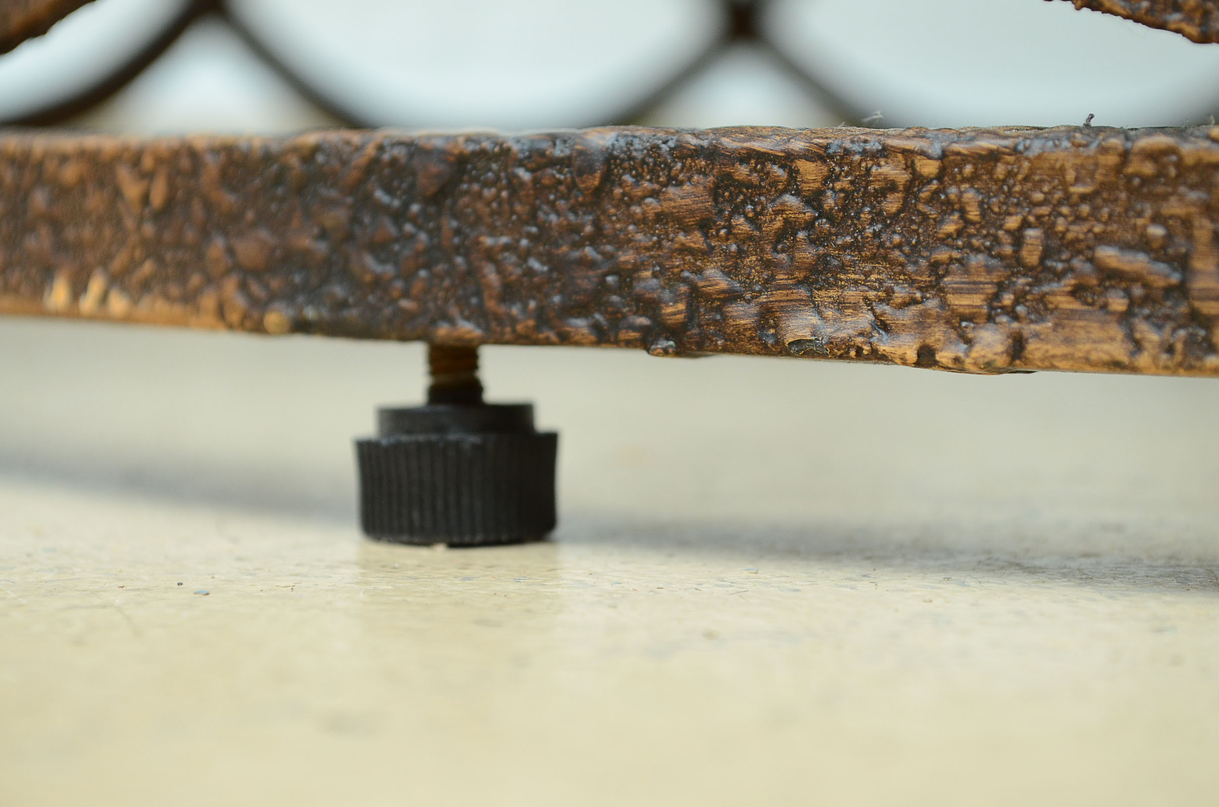 Contemporary Round Coffee Table