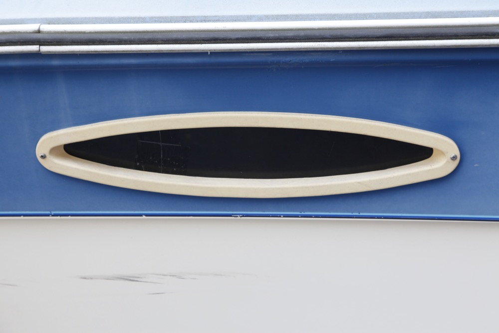 1987 Sea-Ray Sorrento S24 Cuddy Cabin