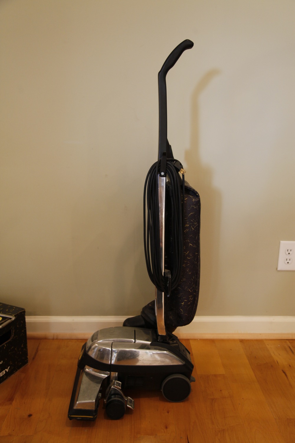 Kirby 2001 Limited Edition Vacuum and Carpet Cleaner
