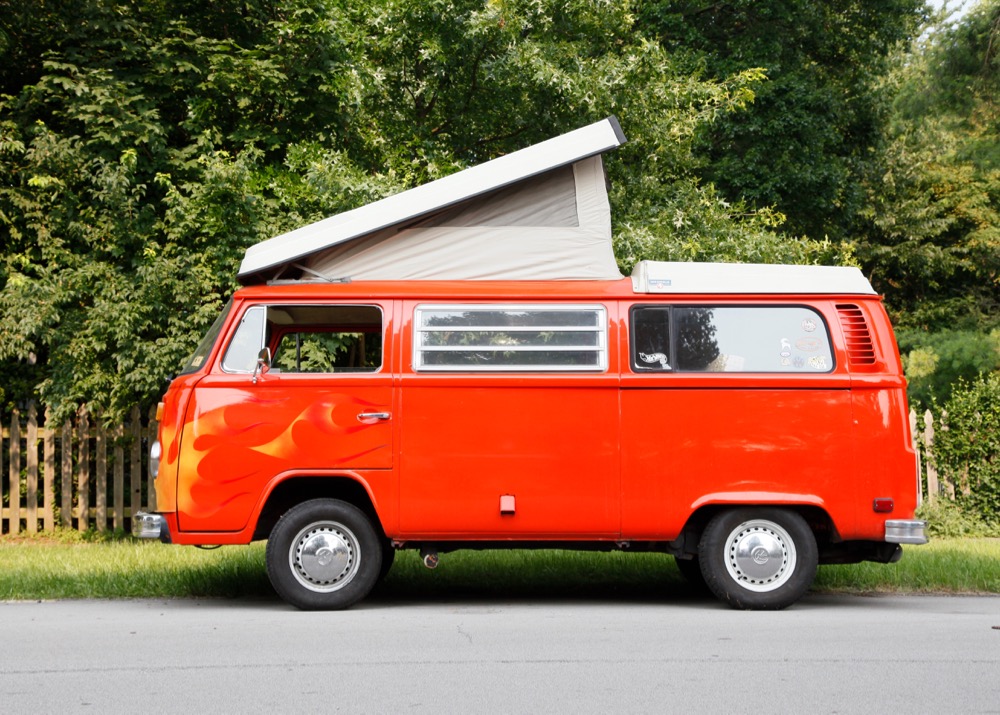 1973 VW Campmobile Bus