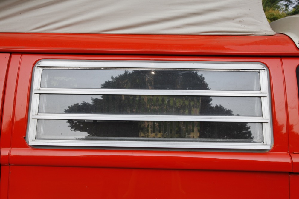 1973 VW Campmobile Bus