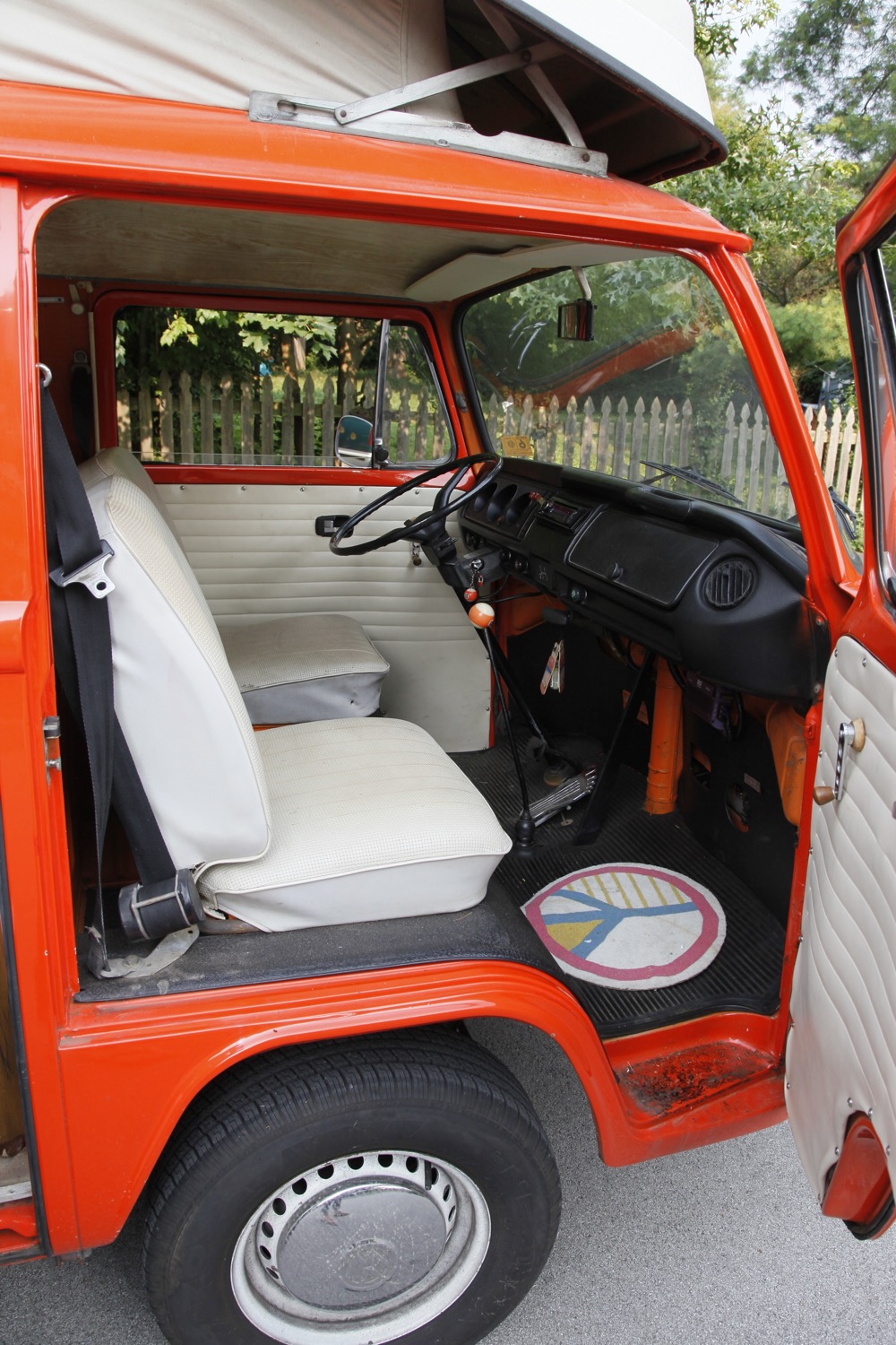 1973 VW Campmobile Bus
