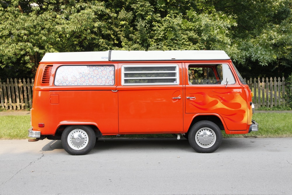 1973 VW Campmobile Bus